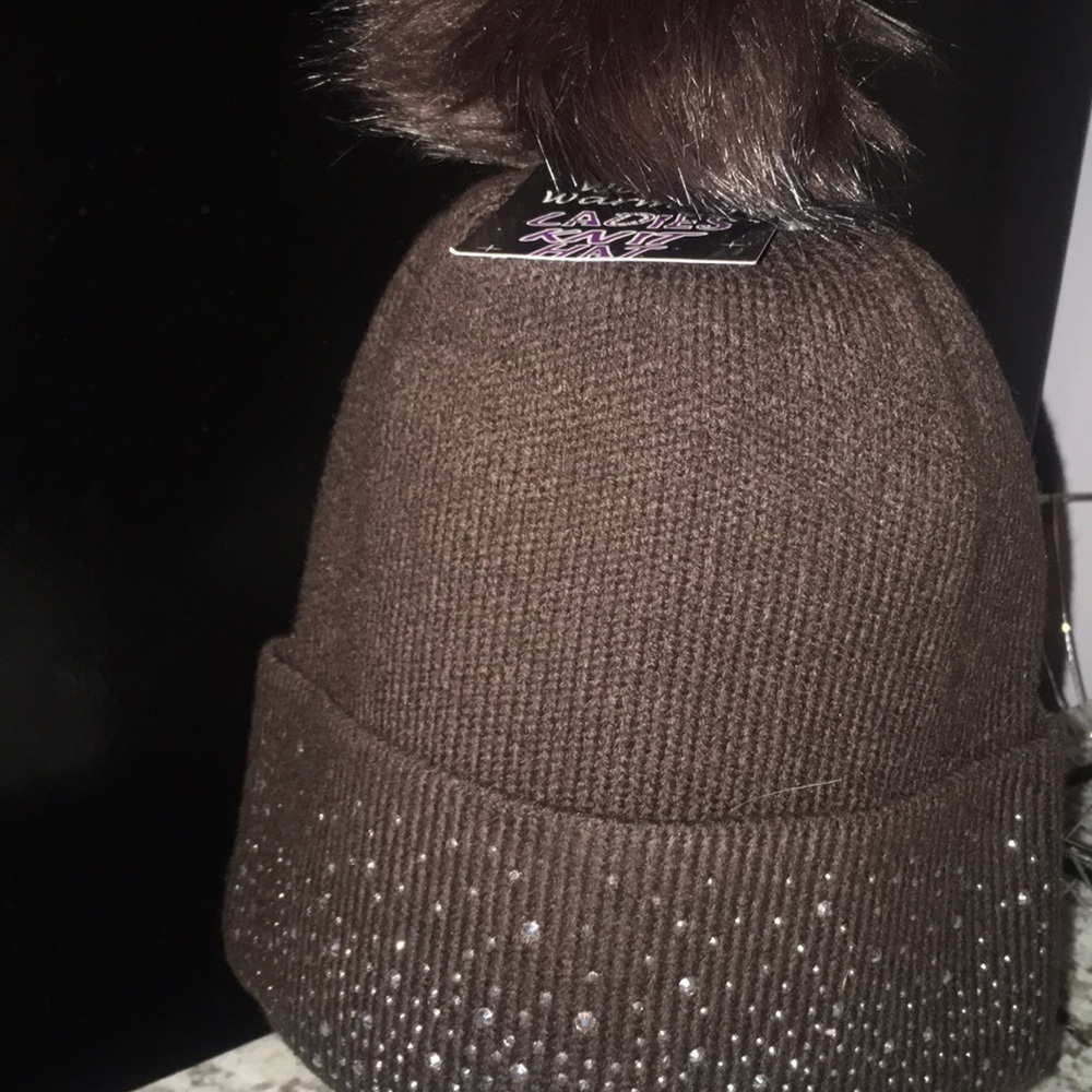 Hat - Picture 3 of 3